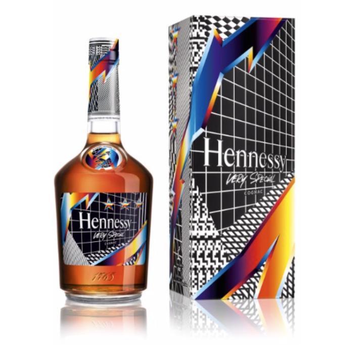 Buy_Hennessy_V.S_Limited_Edition_Pantone_Online.jpg